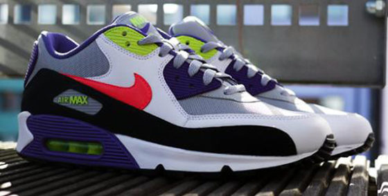 foot locker nike air max 90 essential