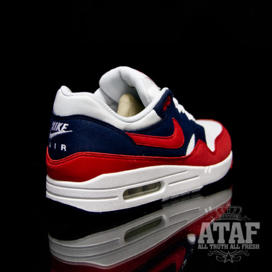 nike air max 1 navy red