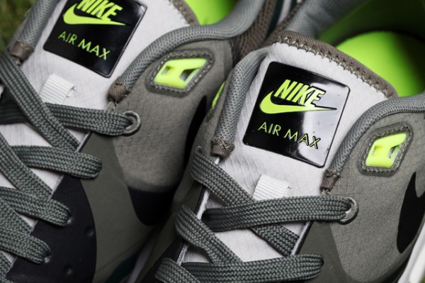 NIKE AIR MAX LIGHT "WATER RESISTANT PACK" 3