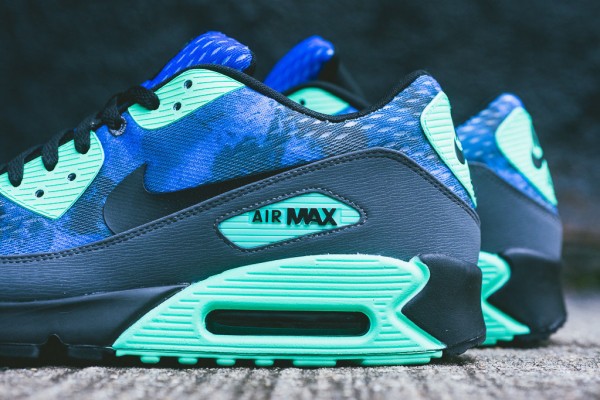 Nike Air Max 90 CMFT - Hyper Cobalt / Green Glow 3