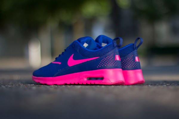 NIKE AIR MAX THEA - DEEP ROYAL BLUE / HYPER PINK 4