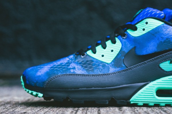 Nike Air Max 90 CMFT - Hyper Cobalt / Green Glow 4