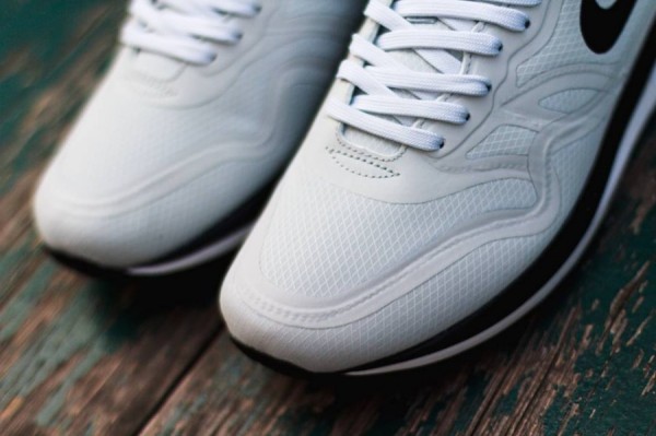 Nike Air Max Lunar1 WR – Pure Platinum / Black 4