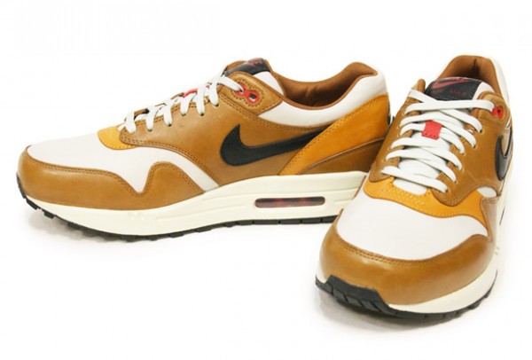 Nike Air Max 1 QS - Light Bone / Black Pine - Ale Brown 3