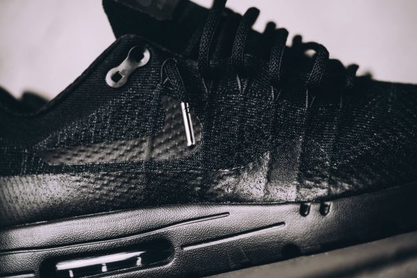 Nike Air Max 1 Ultra Flyknit - Triple Black 4