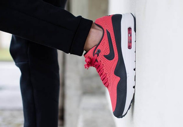 Nike Air Max 1 Ultra Moire "Bred" 2