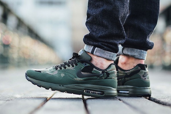 Nike Air Max 1 Ultra Moire "Green Camo" 112