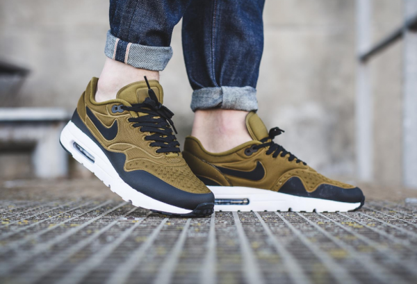 Nike Air Max 1 Ultra SE - Olive Flak/Black-White 2