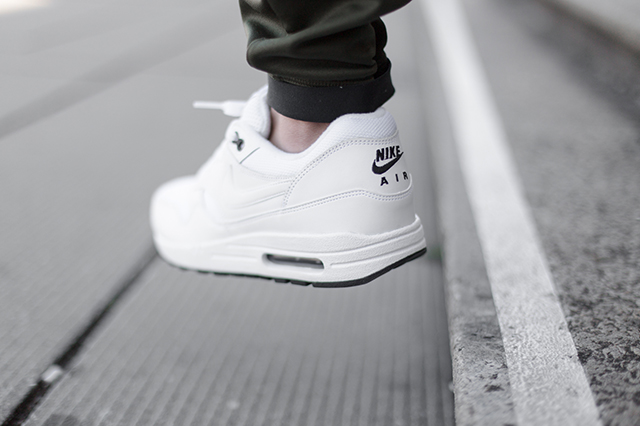 Nike Air Max 1 Essential – White / Black | Airmaxy.pl