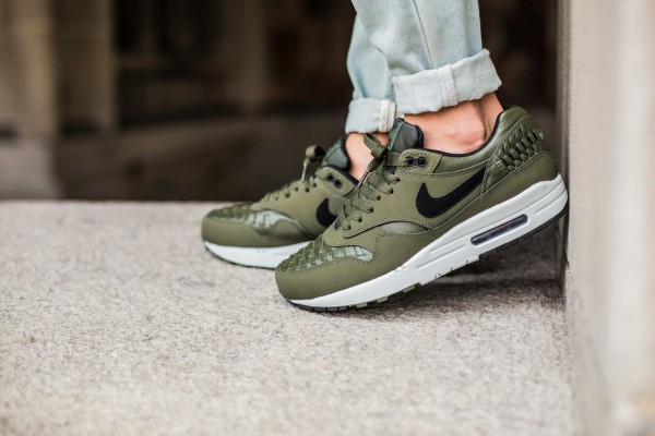 Nike Air Max 1 Woven - Carbon Green / Black - Lt BS Grey 2