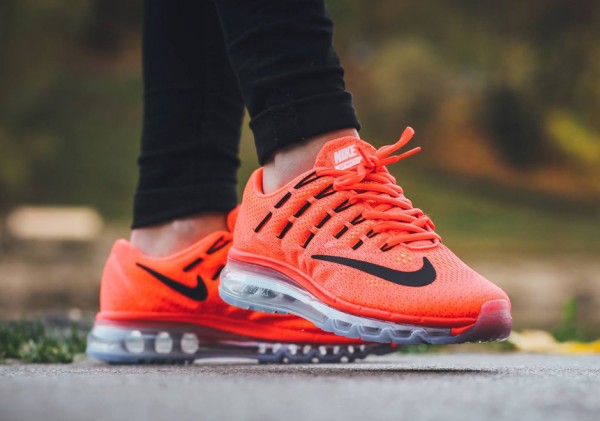 Nike Air Max 2016 GS - Bright Crimson/Black-Gym Red-Volt 2