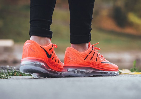 Nike Air Max 2016 GS - Bright Crimson/Black-Gym Red-Volt 3