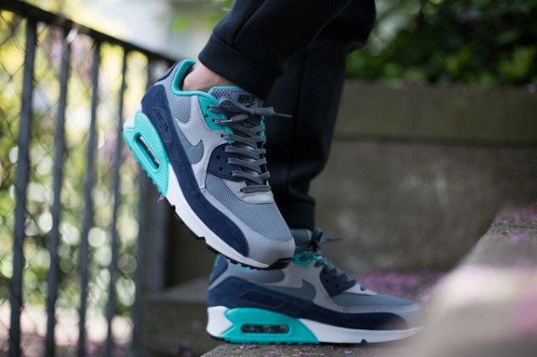 Nike Air Max 90 Essential - Blue Graphite / Blue Graphite - Wolf Grey 2