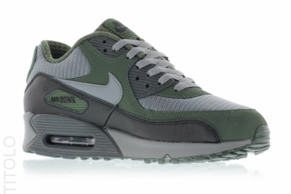 Nike Air Max 90 Essential - Cool Grey/Clear Grey-Black-Carbon Green 6