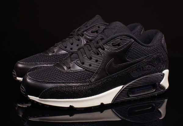 Nike Air Max 90 Leather "Stingray" 2