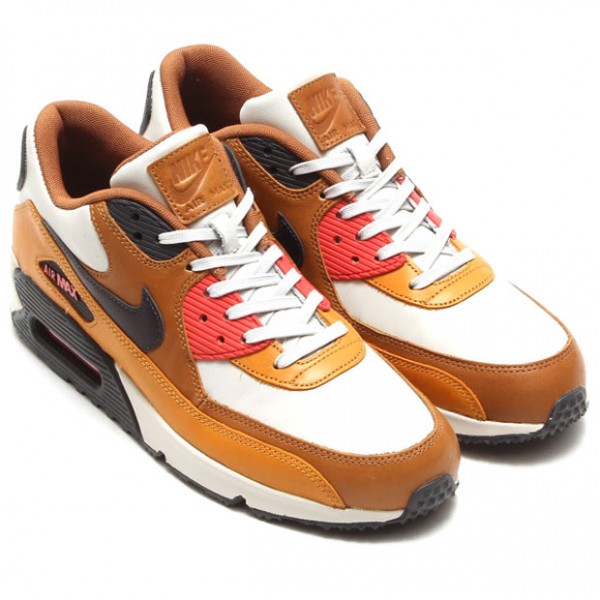 Nike Air Max 90 QS - Light Bone / Black Pine - Ale Brown 2