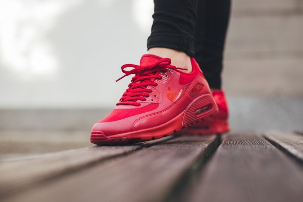 Nike Air Max 90 Ultra Essential - Gym Red/University Red 2