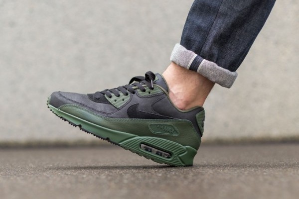 Nike Air Max 90 Winter “Carbon Green” 3