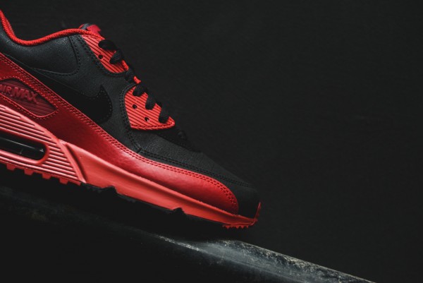 Nike Air Max 90 Winter PRM - Gym Red/Black 12