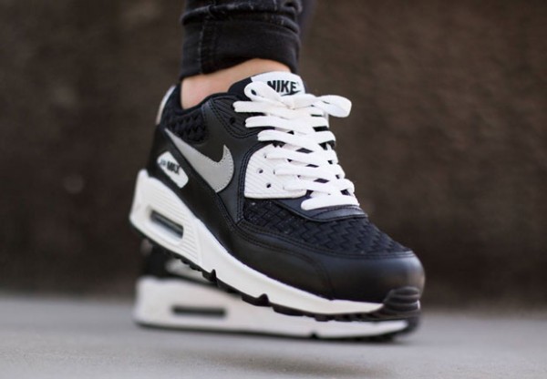 Nike Air Max 90 Woven - White / Reflect Silver - Black 2