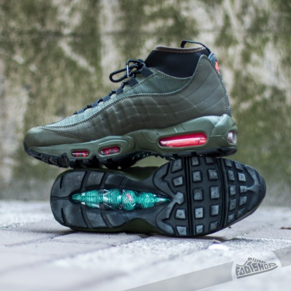 nike-air-max-95-sneakerboot-dark-loden-black-khaki-bright-crimson