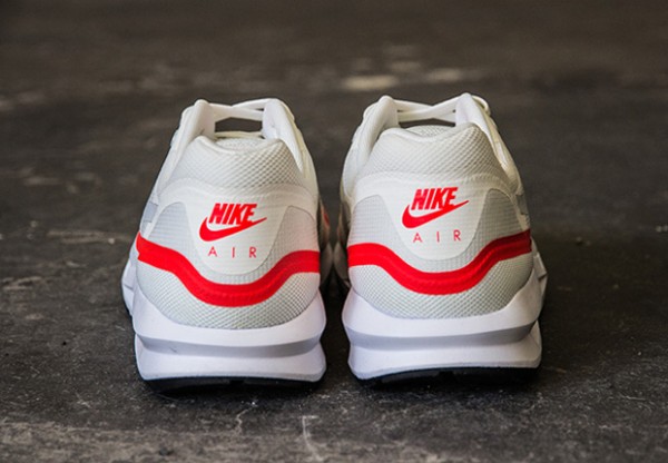 NIKE AIR MAX LUNAR1 – WHITE / MIST GREY - BRIGHT CRIMSON 3