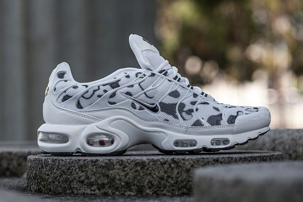 Nike Air Max Plus Tuned 1 "Commando" 2