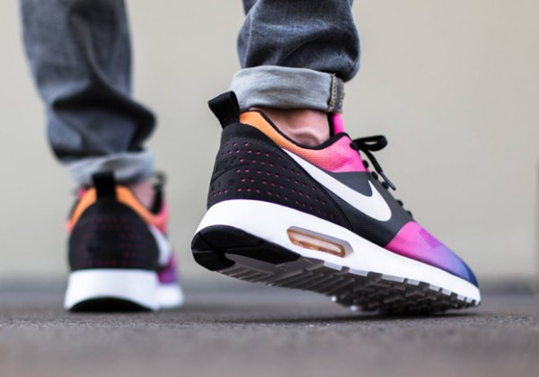 Nike Air Max Tavas - Black / White - Pink Pow - True Yellow 3