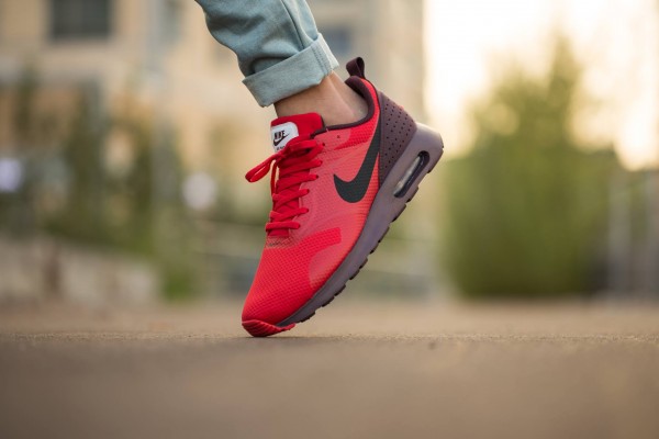 Nike Air Max Tavas - Deep Burgundy/Black-University Red 3