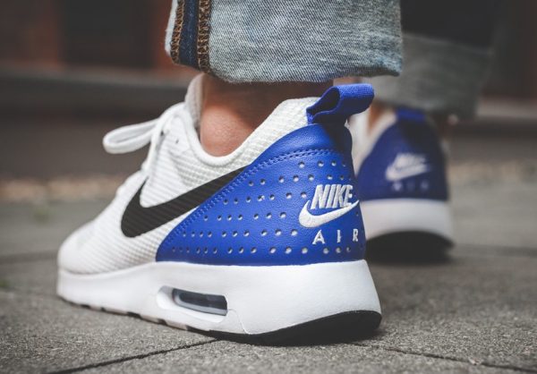 Nike Air Max Tavas - White/Black-Paramount Blue  3