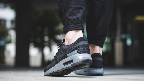 Nike Air Max Zero - Black 3