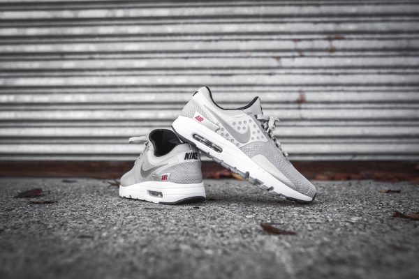 Nike Air Max Zero – Metallic Silver 4