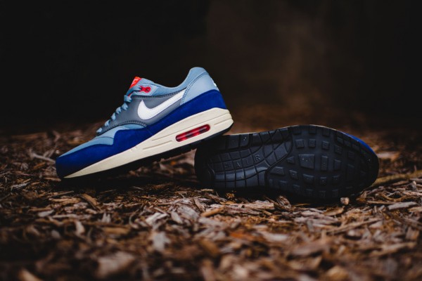 Nike WMNS Air Max 1 Essential - Blue Grey/White-Bright Crimson 2