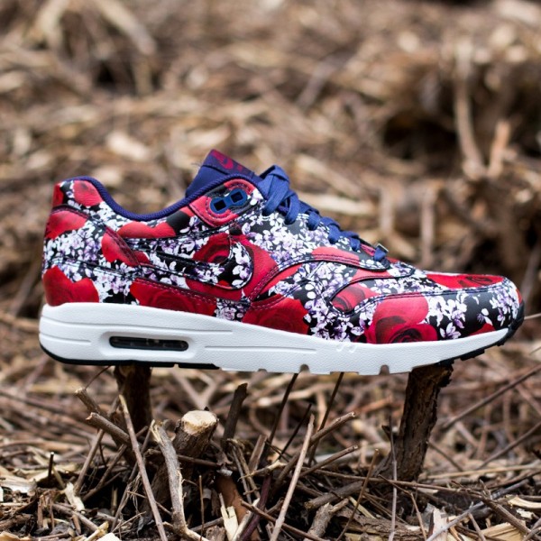 nike-wmns-air-max-1-ultra-lotc-qs-london