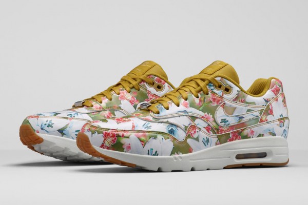 Nike WMNS Air Max 1 Ultra "Milano" 1