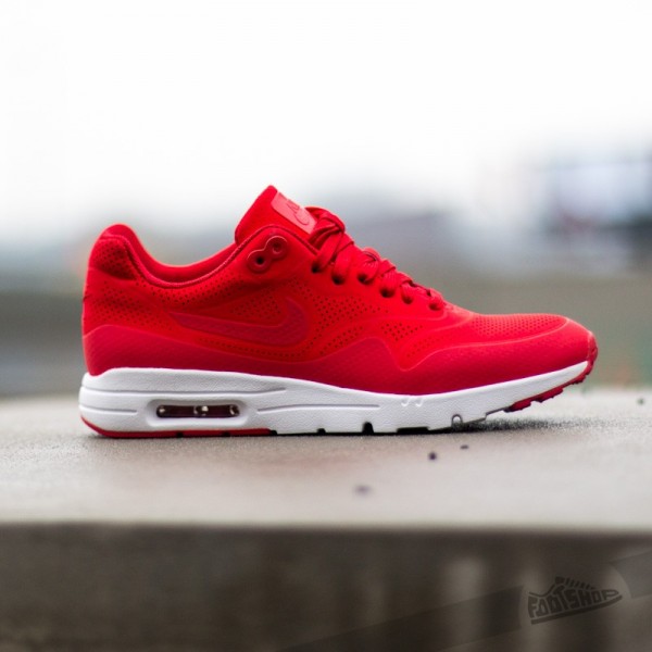 nike-wmns-air-max-1-ultra-moire-university-red-university-red-2