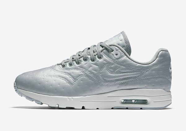 Nike WMNS Air Max 1 Ultra Premium Jacquard - Metallic Silver 3