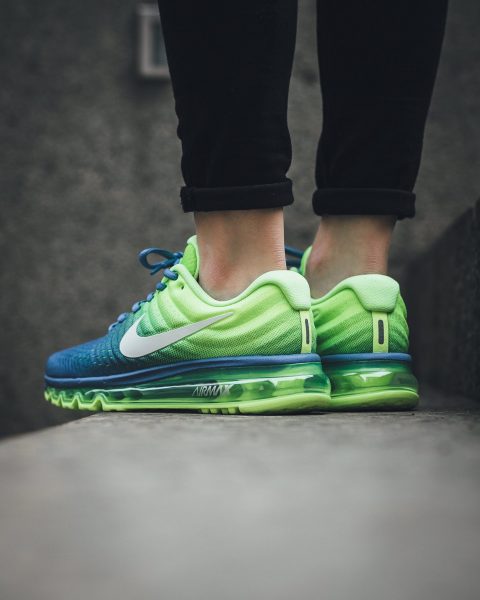 Nike WMNS Air Max 2017 - Polar/White-Ghost Green 3