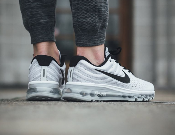 Nike WMNS Air Max 2017 - White/Black-Pure Platinum 3