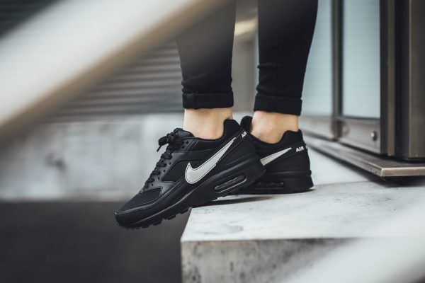 Nike WMNS Air Max BW SE - Black/Pure Platinum 2