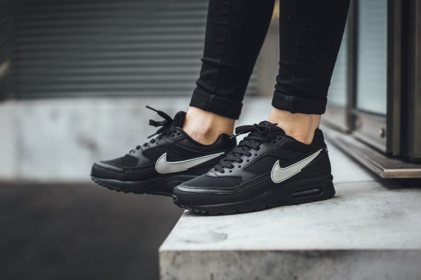 Nike WMNS Air Max BW SE - Black/Pure Platinum 3