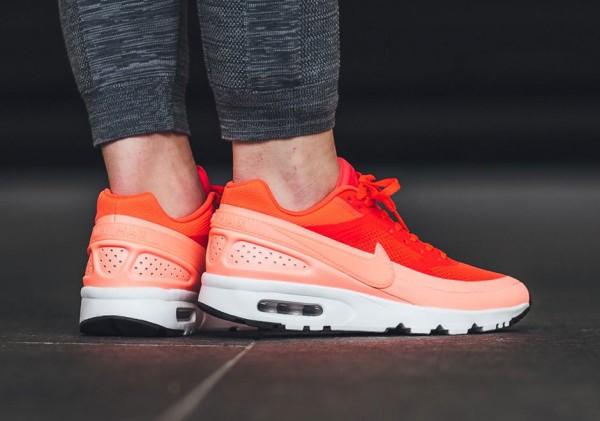 Nike WMNS Air Max BW Ultra - Bright Crimson/Atomic Pink-White-Black 3