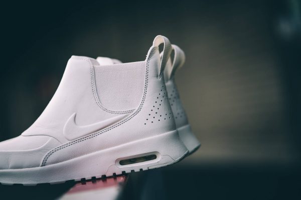 Nike WMNS Air Max Thea Mid Pinnacle - White 2