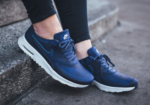 Nike WMNS Air Max Thea Premium - Loyal Blue/Summit White 3