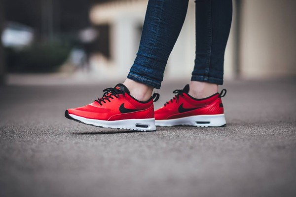 Nike WMNS Air Max Thea - University Red/Black-White 2