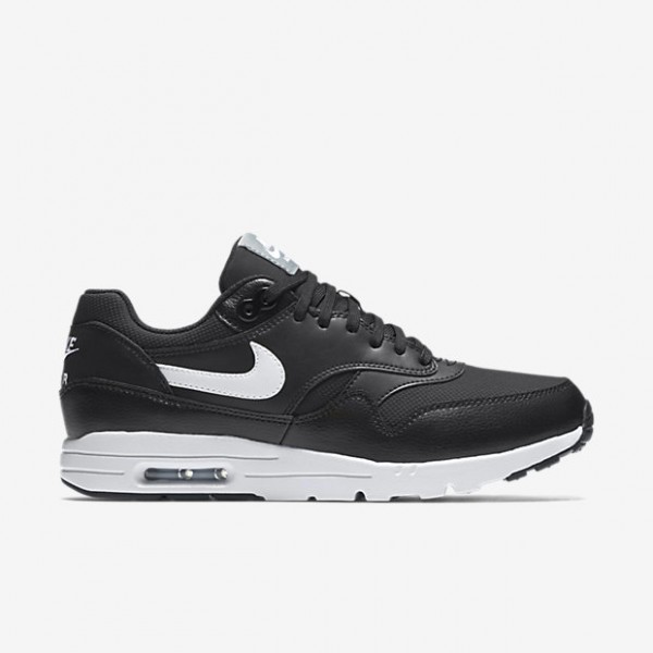 W-AIR-MAX-1-ULTRA-ESSENTIALS-704993_007_A_PREM